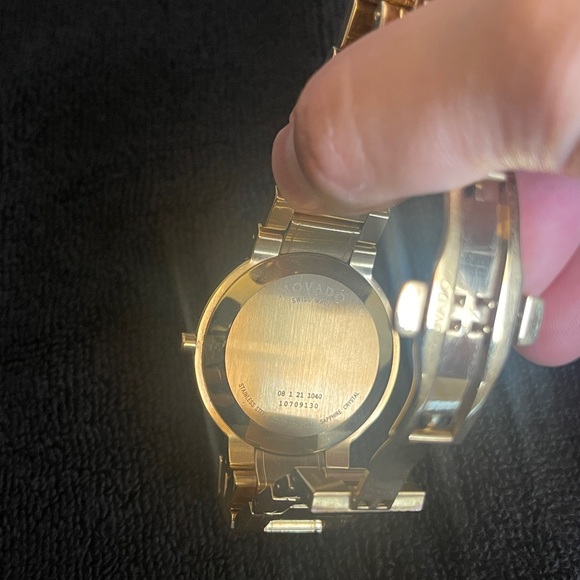 Movado mens 38mm museum watch - Picture 6 of 11